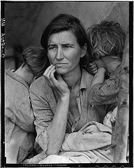 Lange, Dorothea : Destitute pea pickers in California. Mother of seven children. Age thirty-two. Nipomo, California 